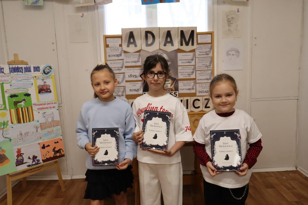 Konkurs o patronie szkoły pn. „Z Mickiewiczem w sercu”